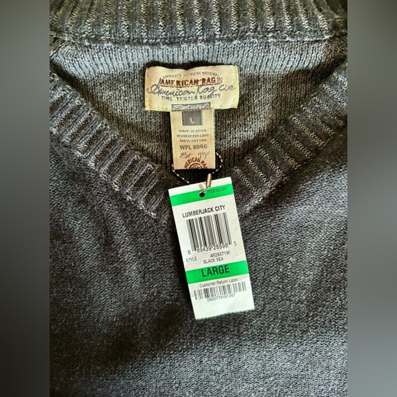 NWT mean’s sweater size L - Picture 3 of 4